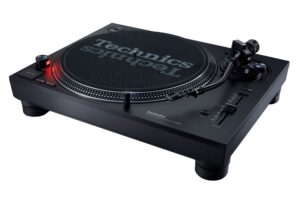 Technics DJ atskaņotājs SL-1210MK7, melns